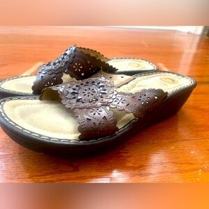 Women’s Earth Spirit Brown Open Toe Heels Size 9.5